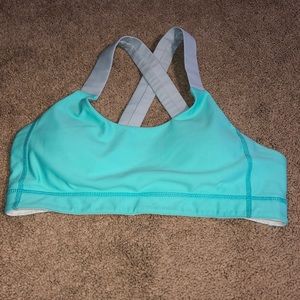 LVFT sports bra